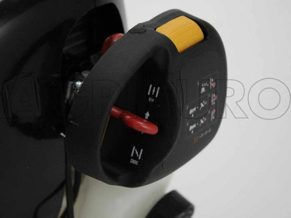 Coupe-bordure Thermique McCulloch TRIMMAC - Arbre Courbe à 2 Parties - Débroussailleuse – Image 16