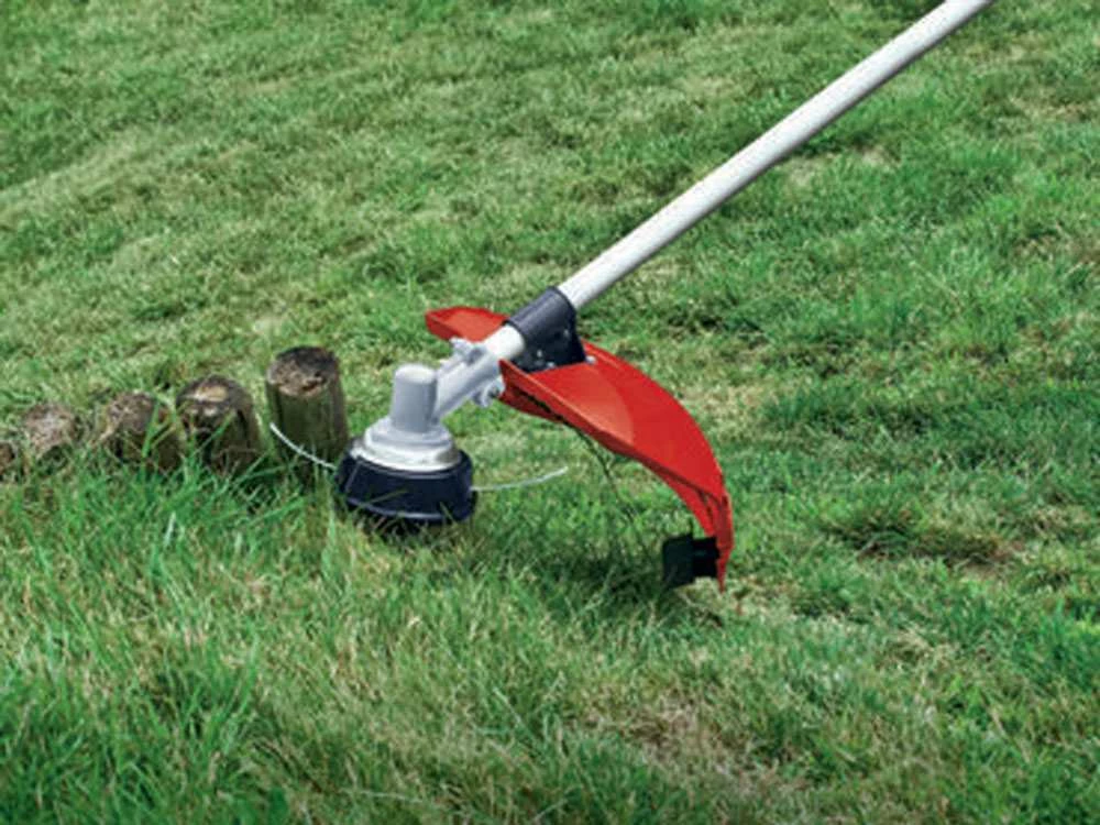 Débroussailleuse Thermique Einhell GC-BC 30/1 AS - Poignée Réglable - 2 Temps - 29.7cm3 – Image 3