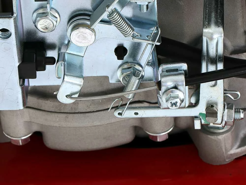 Motofaucheuse AutotractĂ©e Eurosystems P70 EVO Moteur Loncin 224 OHV - Faucheuse Thermique â Image 9