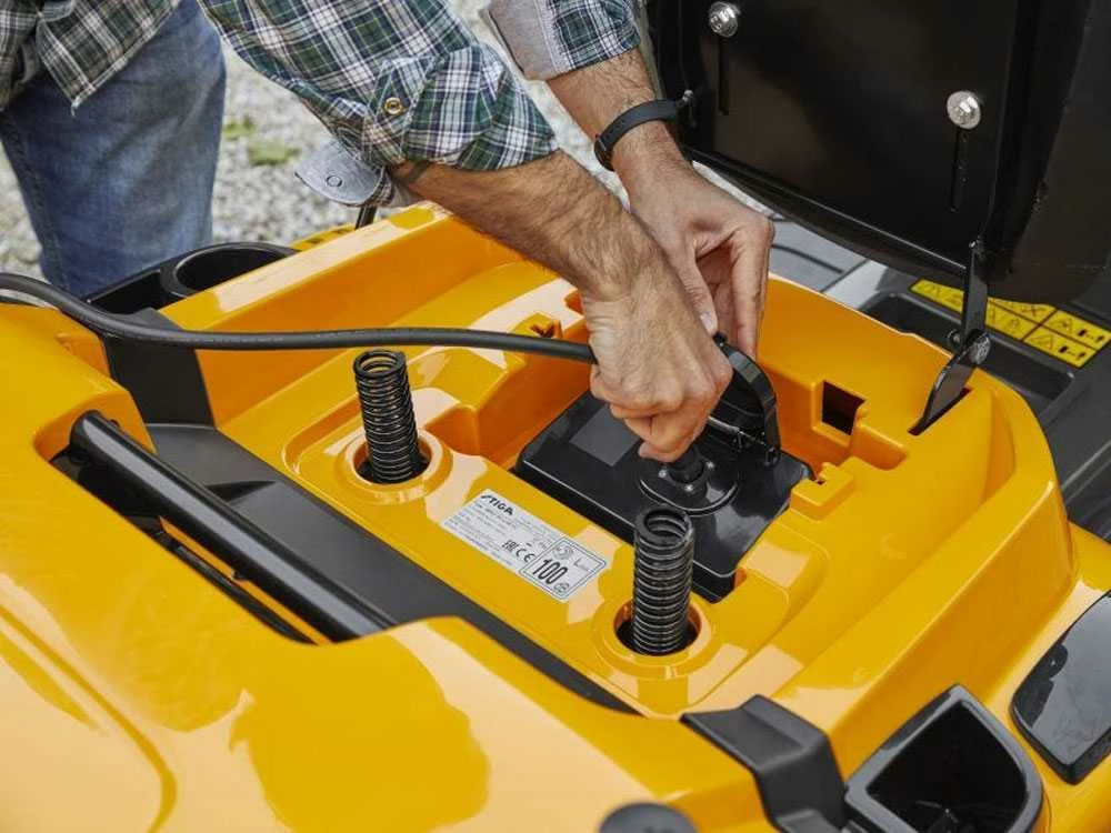 Tondeuse Autoportée à Batterie Stiga E-Ride S300 - Moteur électrique à Batterie 48V/30Ah – Image 9