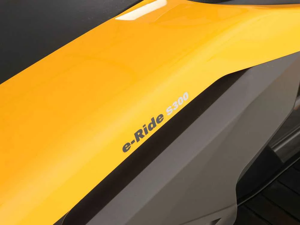 Tondeuse Autoportée à Batterie Stiga E-Ride S300 - Moteur électrique à Batterie 48V/30Ah – Image 12