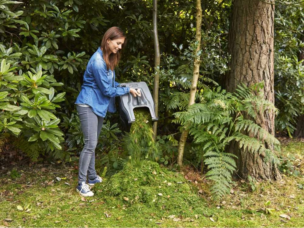 Tondeuse à Gazon électrique Black & Decker BEMW461ES-QS - Largeur De Lame 34 Cm Puissance Max 1400W